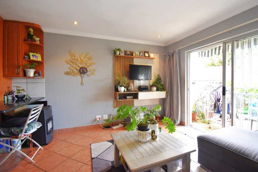 2 Bedroom Property for Sale in Northwold Gauteng