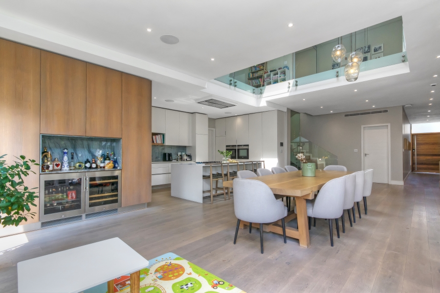 4 Bedroom Property for Sale in Sunset Acres Gauteng