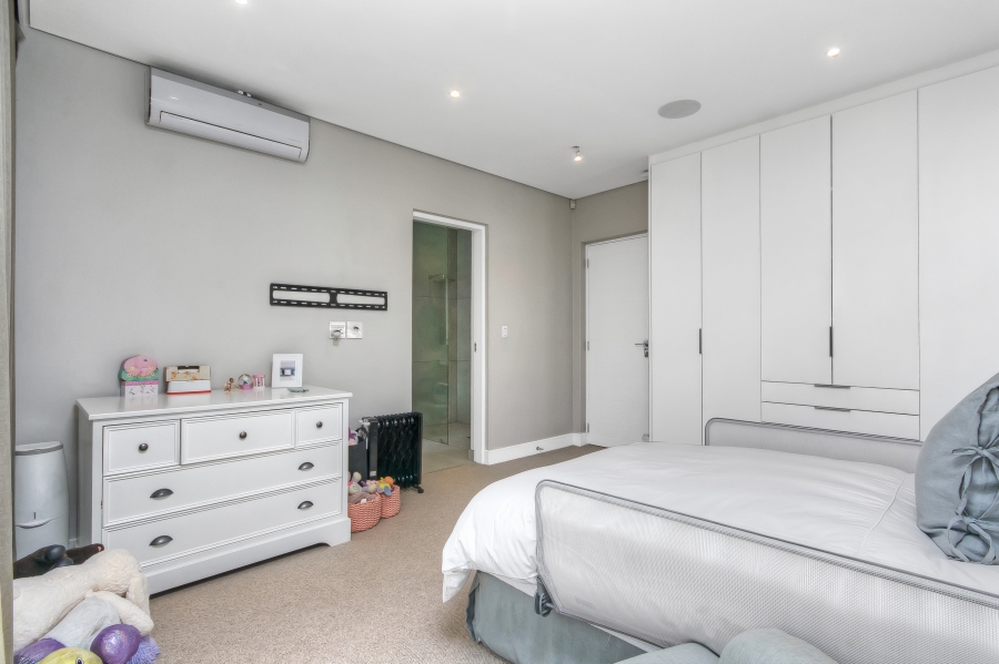 4 Bedroom Property for Sale in Sunset Acres Gauteng