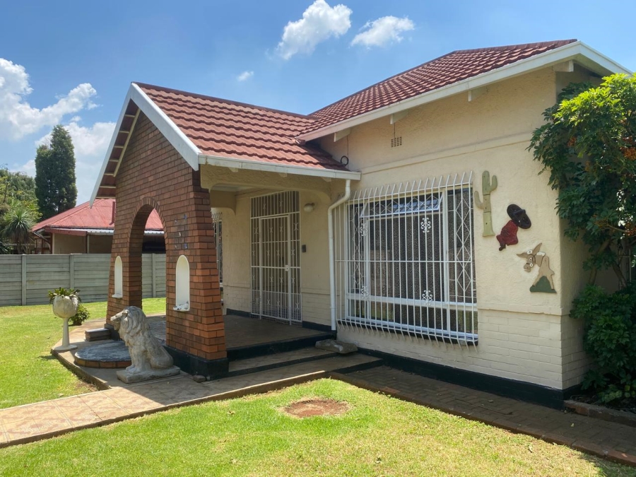 3 Bedroom Property for Sale in Brakpan Central Gauteng