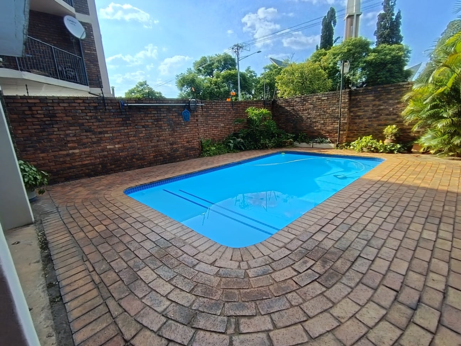 2 Bedroom Property for Sale in Villieria Gauteng