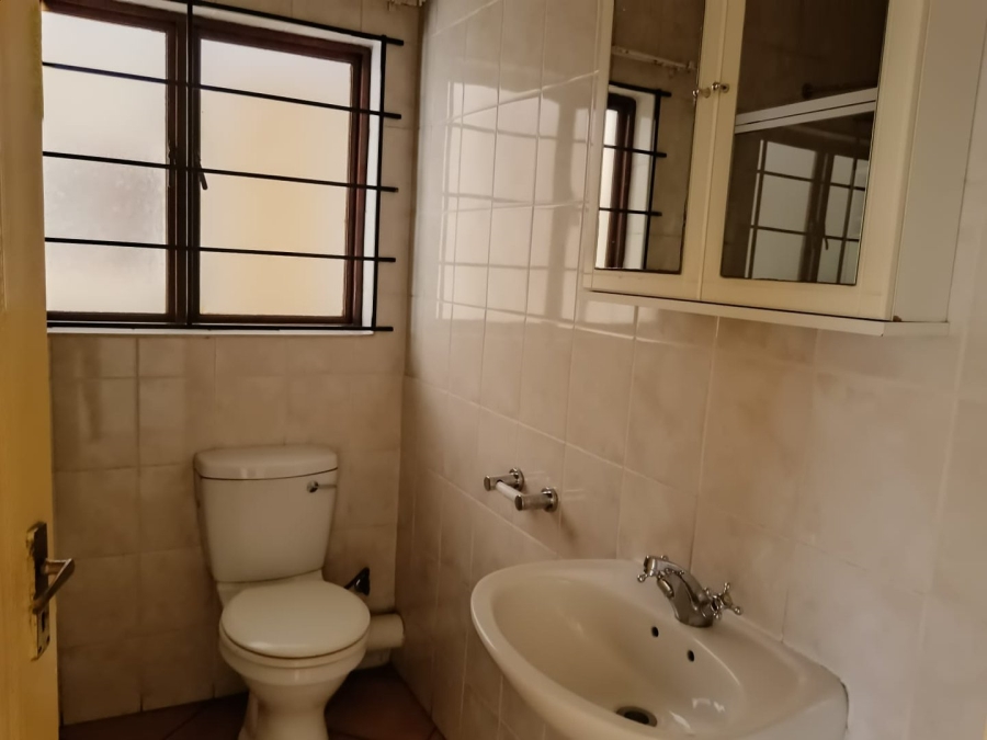 2 Bedroom Property for Sale in Kenleaf Gauteng