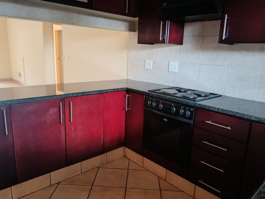 2 Bedroom Property for Sale in Kenleaf Gauteng