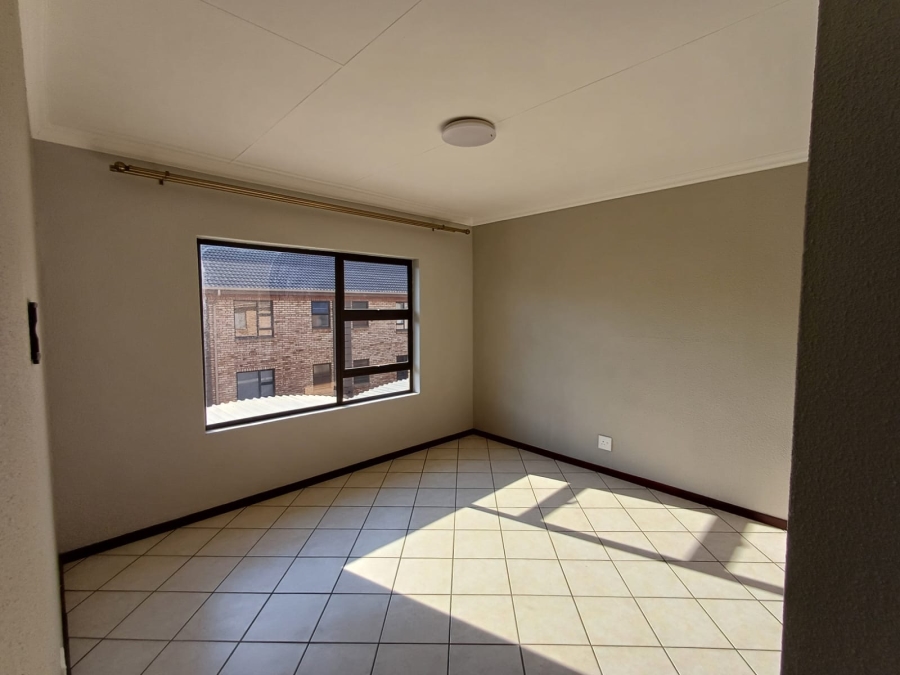 3 Bedroom Property for Sale in Meyersdal Gauteng