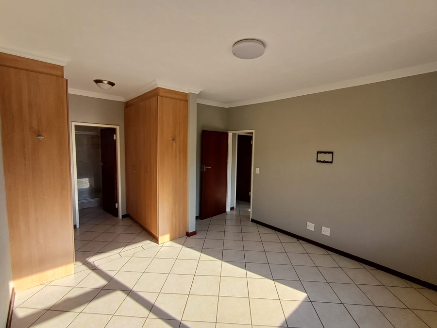 3 Bedroom Property for Sale in Meyersdal Gauteng