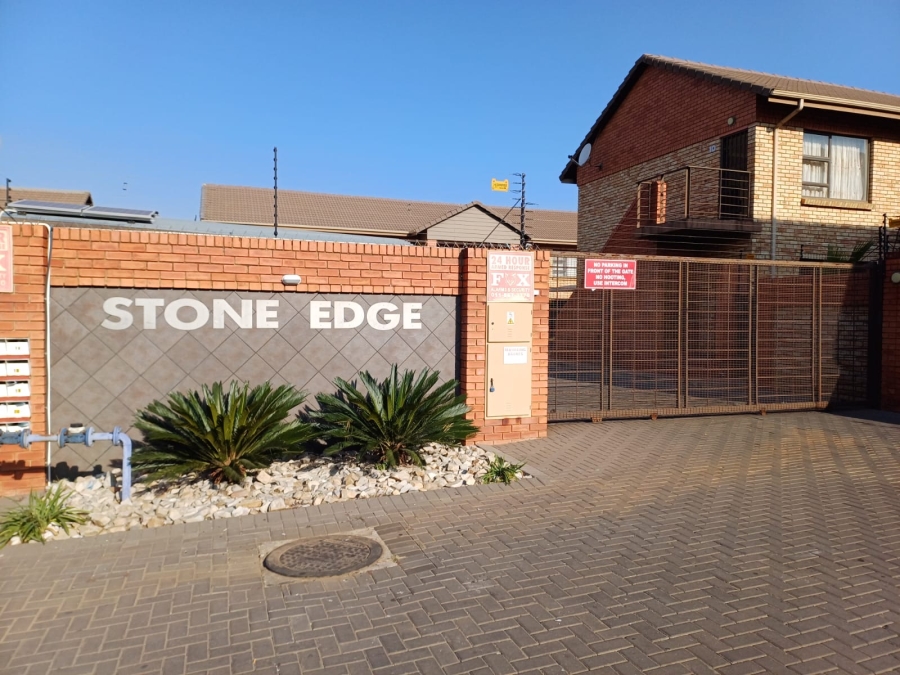 3 Bedroom Property for Sale in Meyersdal Gauteng