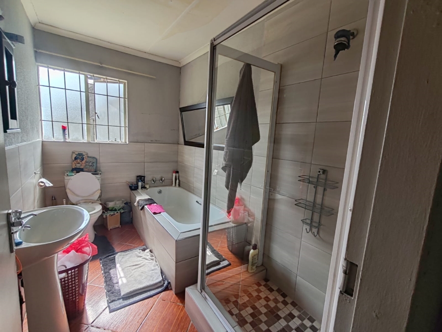 To Let 3 Bedroom Property for Rent in Minnebron Gauteng