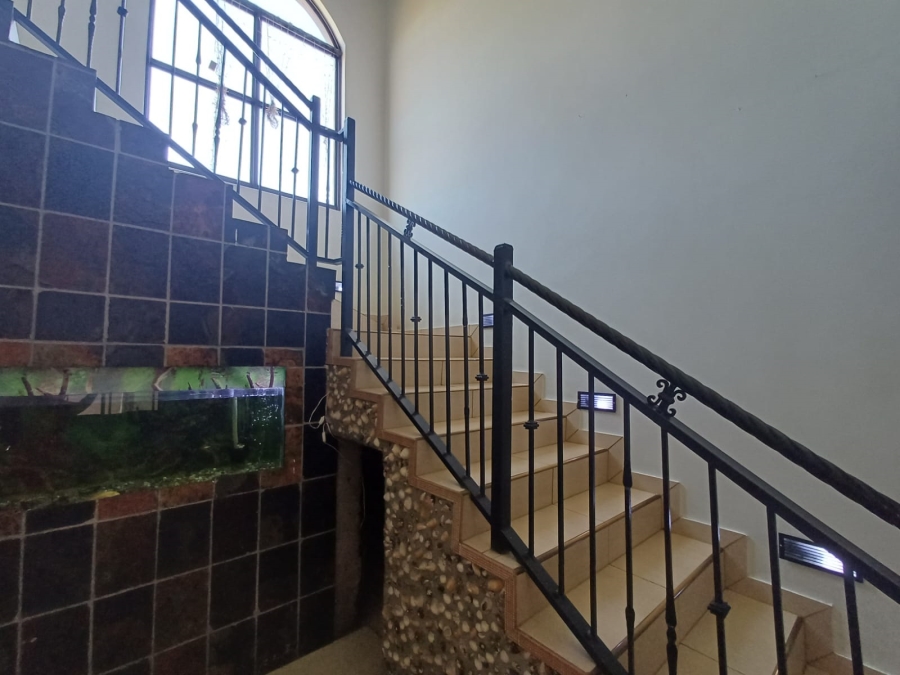 5 Bedroom Property for Sale in Vanderbijlpark SW 5 Gauteng
