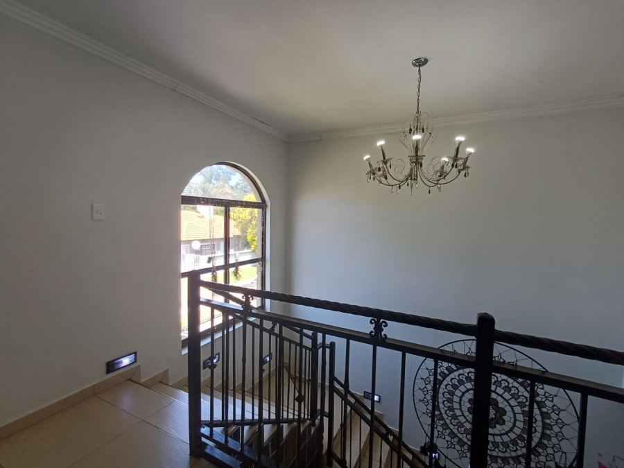 5 Bedroom Property for Sale in Vanderbijlpark SW 5 Gauteng