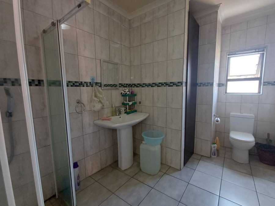 5 Bedroom Property for Sale in Vanderbijlpark SW 5 Gauteng