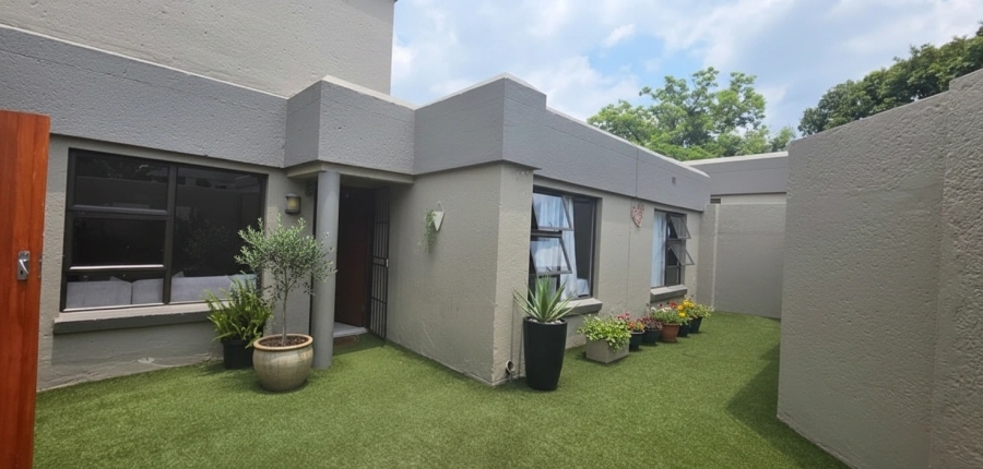 3 Bedroom Property for Sale in Morningside Manor Gauteng