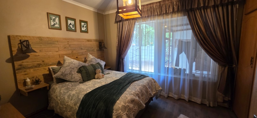 5 Bedroom Property for Sale in Bedworth Park Gauteng