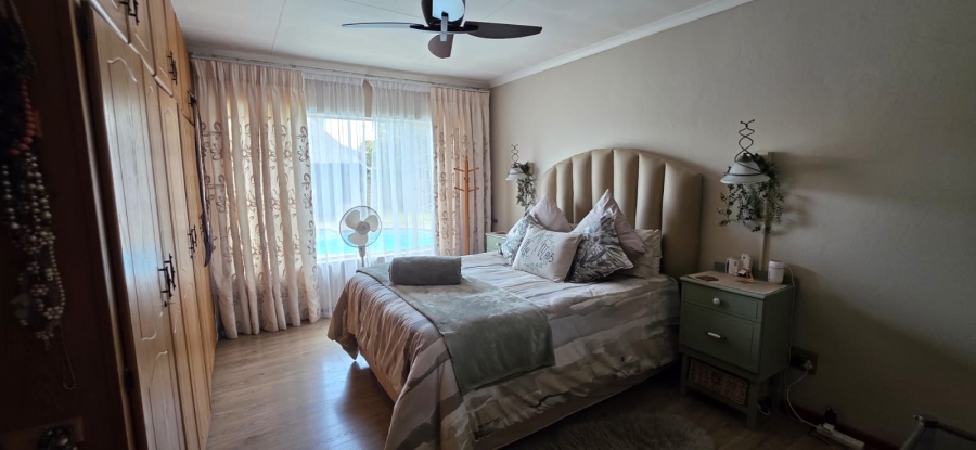 5 Bedroom Property for Sale in Bedworth Park Gauteng