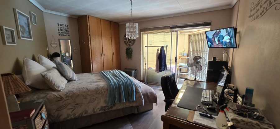 5 Bedroom Property for Sale in Bedworth Park Gauteng