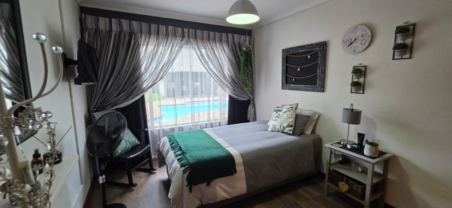 5 Bedroom Property for Sale in Bedworth Park Gauteng