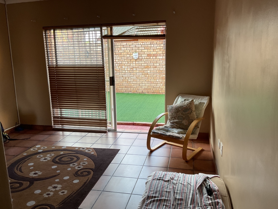 3 Bedroom Property for Sale in Eldoraigne Gauteng