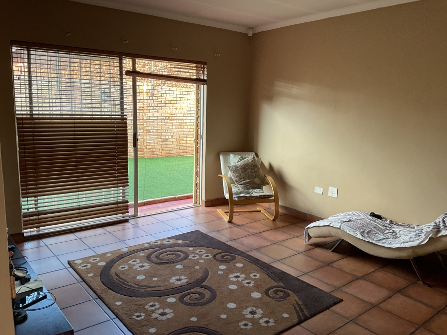 3 Bedroom Property for Sale in Eldoraigne Gauteng