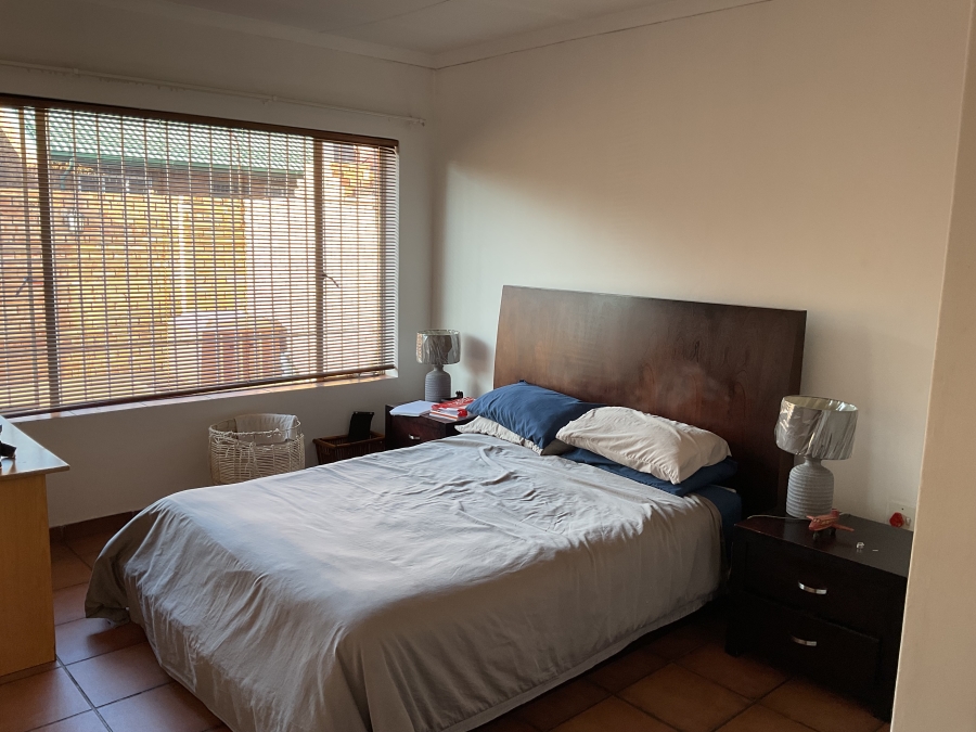 3 Bedroom Property for Sale in Eldoraigne Gauteng