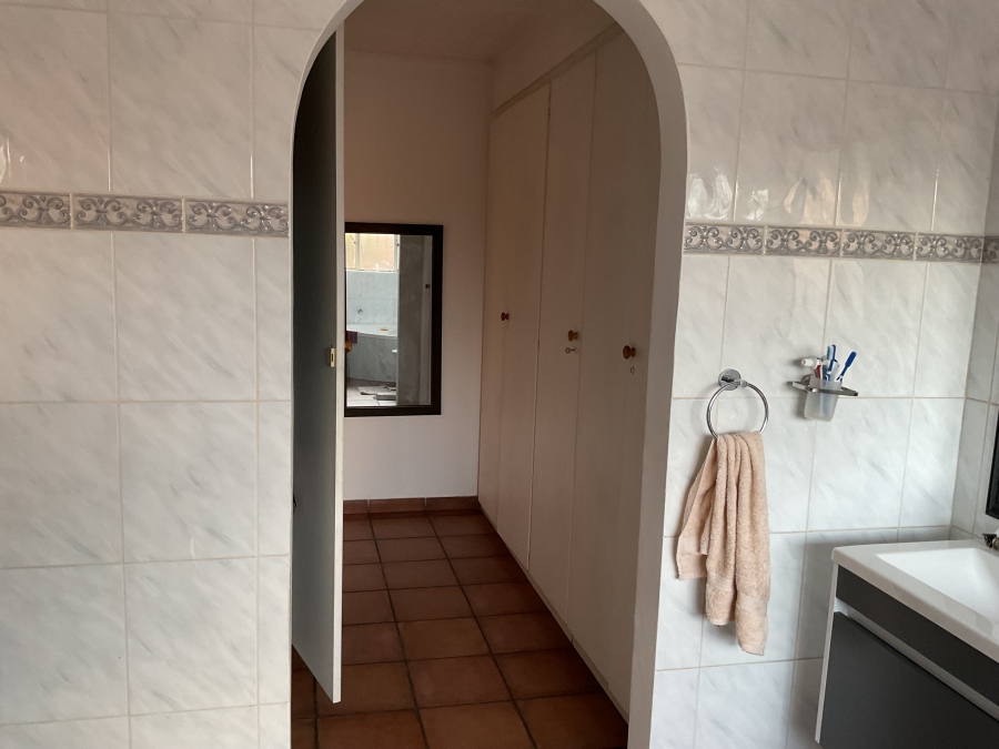 3 Bedroom Property for Sale in Eldoraigne Gauteng