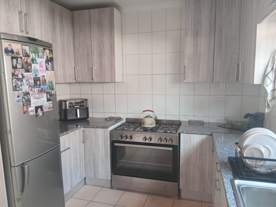 2 Bedroom Property for Sale in Dalview Gauteng