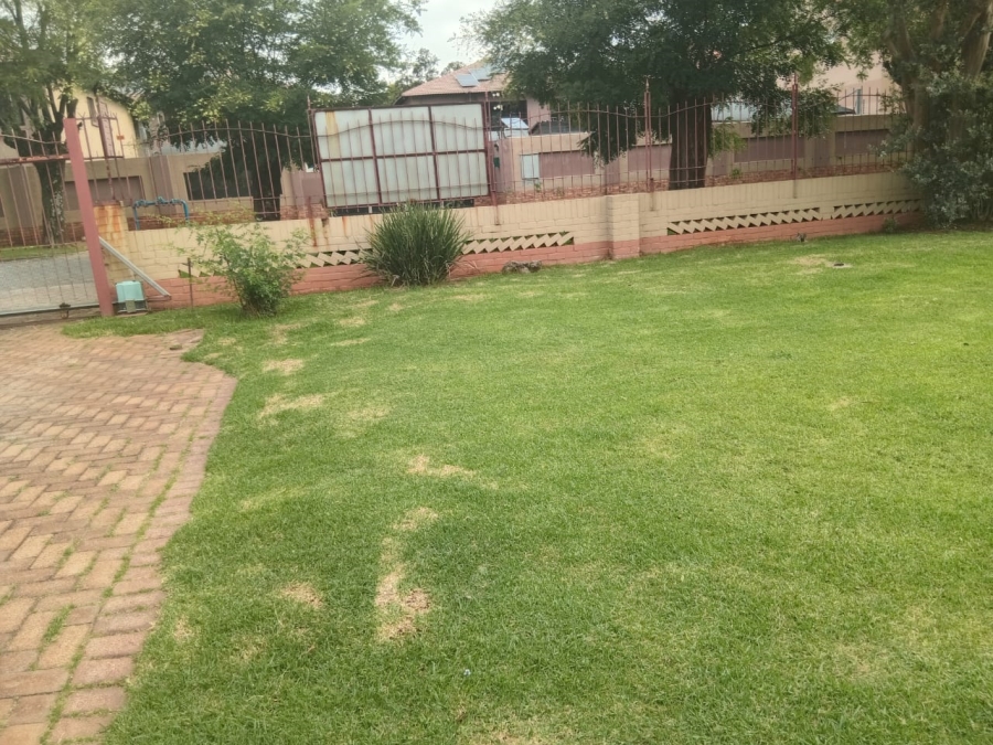 2 Bedroom Property for Sale in Dalview Gauteng