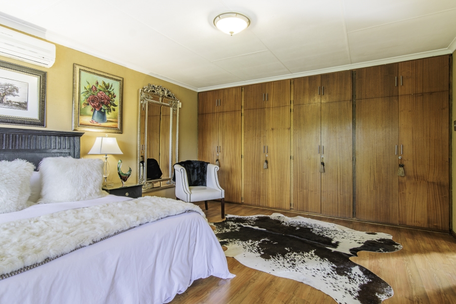 3 Bedroom Property for Sale in Helderkruin Gauteng