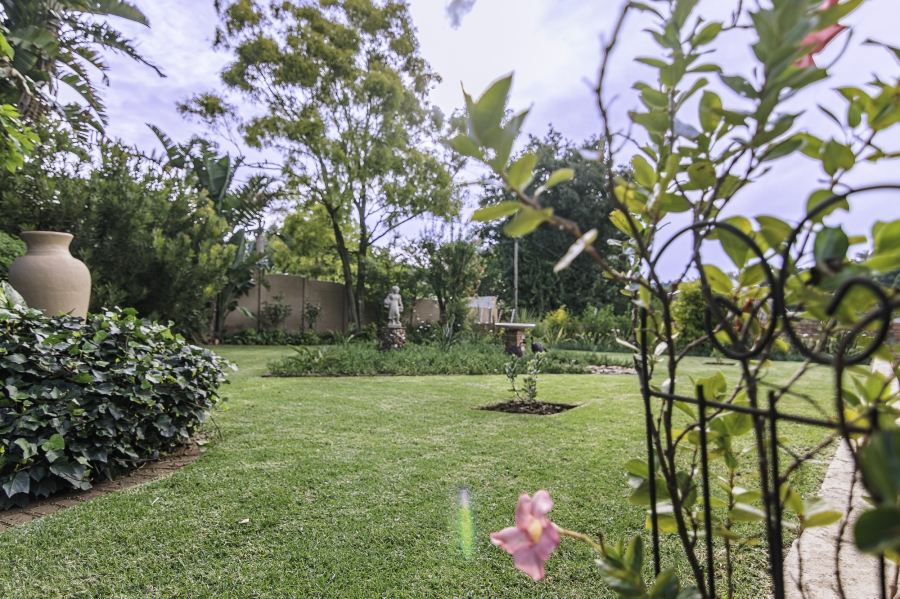 3 Bedroom Property for Sale in Helderkruin Gauteng