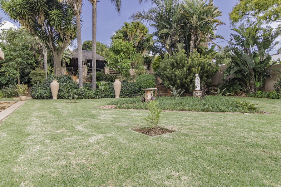 3 Bedroom Property for Sale in Helderkruin Gauteng