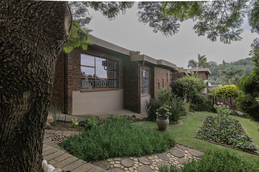 3 Bedroom Property for Sale in Helderkruin Gauteng