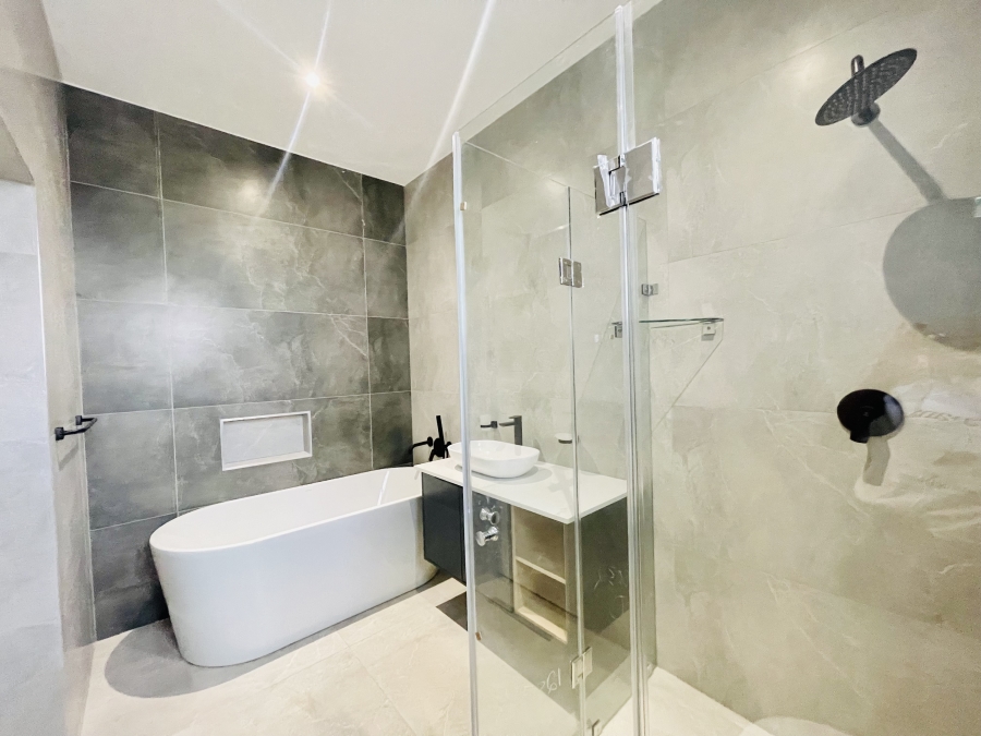 4 Bedroom Property for Sale in Fountainbrook Estate Gauteng