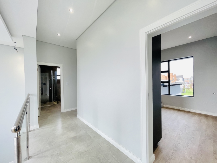 4 Bedroom Property for Sale in Fountainbrook Estate Gauteng