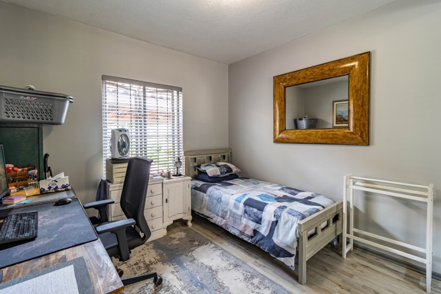 2 Bedroom Property for Sale in Morningside Gauteng