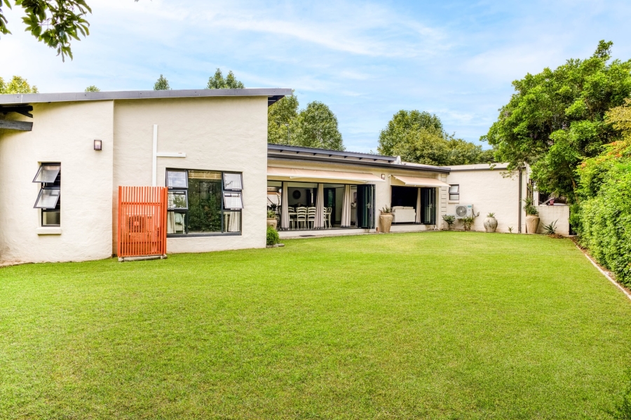 4 Bedroom Property for Sale in Cedar Creek Gauteng