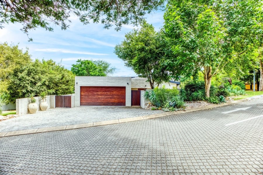 4 Bedroom Property for Sale in Cedar Creek Gauteng