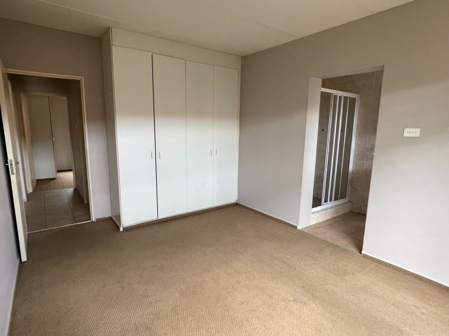 2 Bedroom Property for Sale in Birchleigh Gauteng