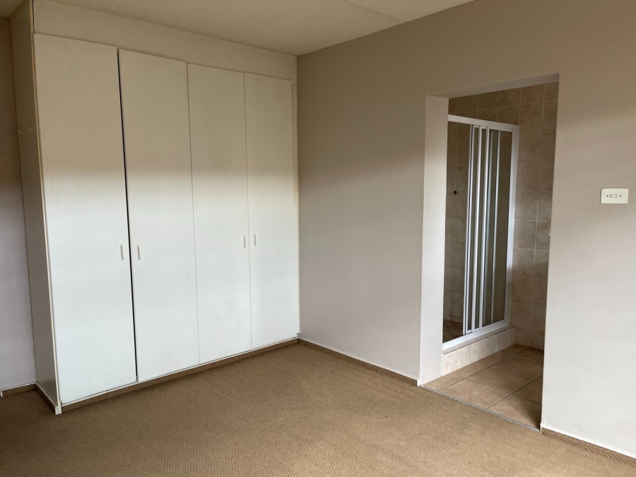 2 Bedroom Property for Sale in Birchleigh Gauteng