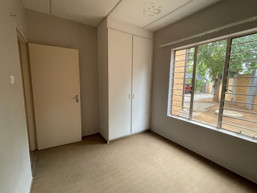 2 Bedroom Property for Sale in Birchleigh Gauteng
