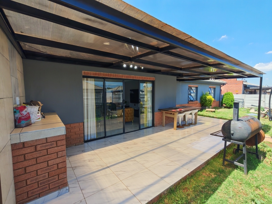 3 Bedroom Property for Sale in Leopard