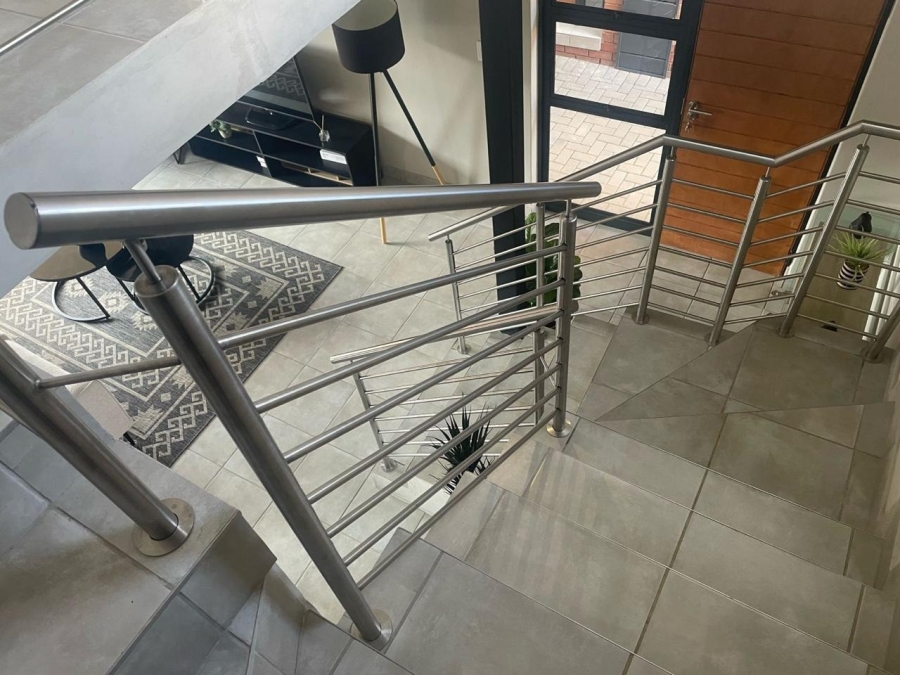 3 Bedroom Property for Sale in Sinoville Gauteng