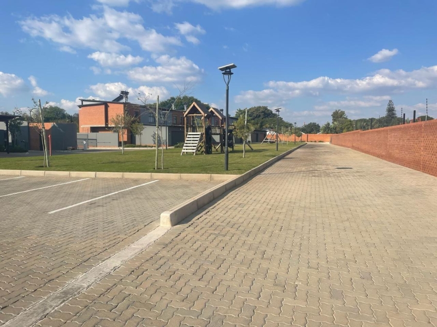 3 Bedroom Property for Sale in Sinoville Gauteng