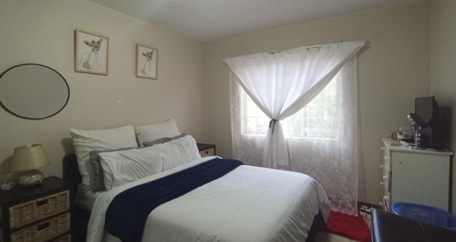 1 Bedroom Property for Sale in Annlin-wes Gauteng