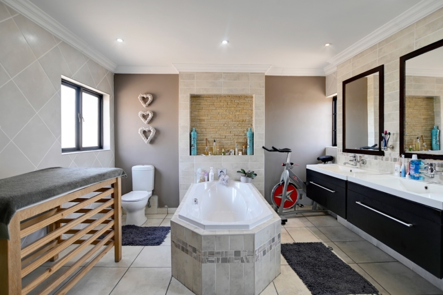 4 Bedroom Property for Sale in Montana Park Gauteng