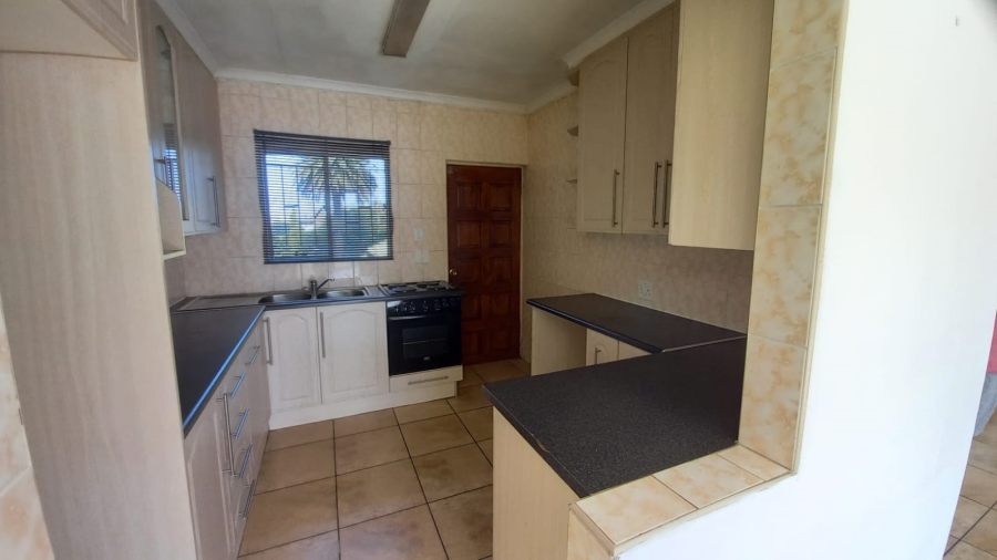 To Let 2 Bedroom Property for Rent in Northmead Gauteng