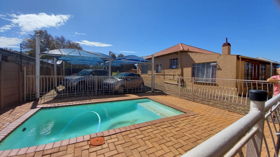 To Let 2 Bedroom Property for Rent in Northmead Gauteng