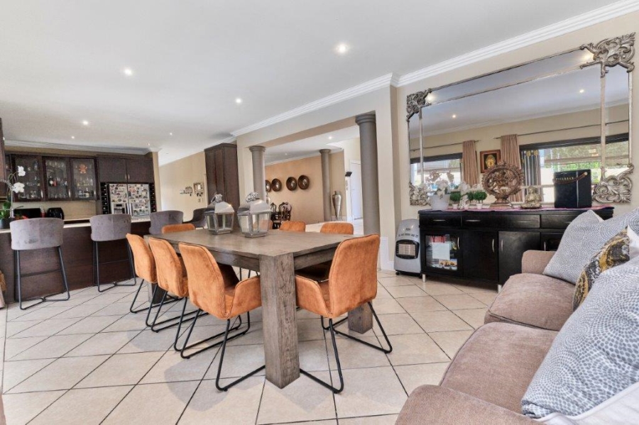 5 Bedroom Property for Sale in Bryanston Gauteng