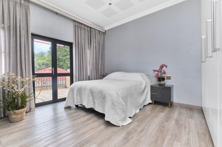 5 Bedroom Property for Sale in Bryanston Gauteng