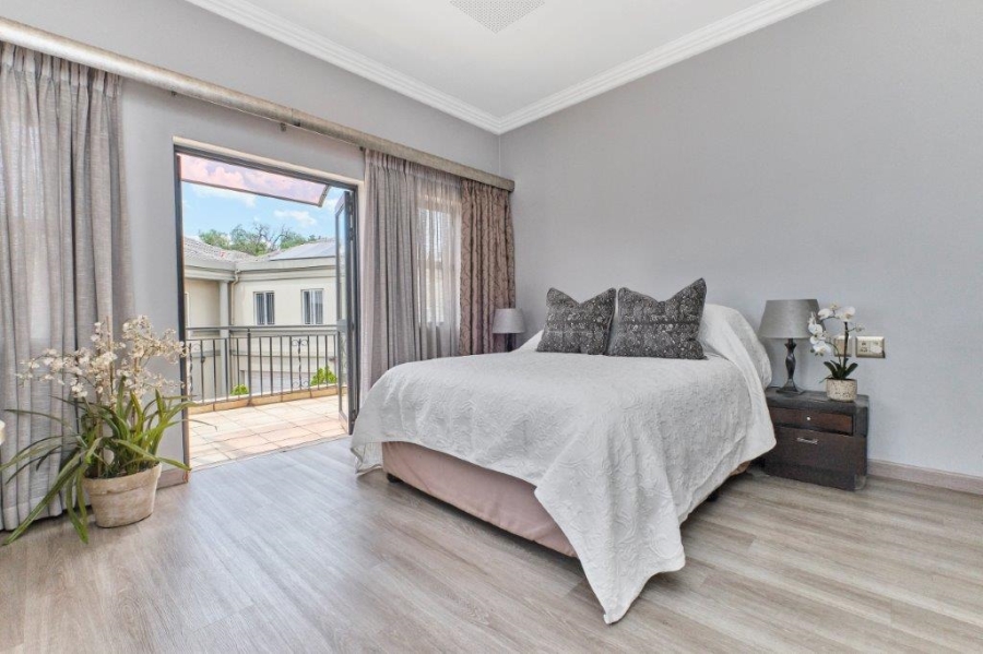 5 Bedroom Property for Sale in Bryanston Gauteng