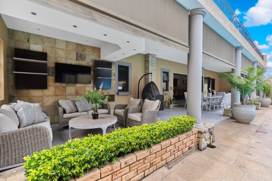 5 Bedroom Property for Sale in Bryanston Gauteng