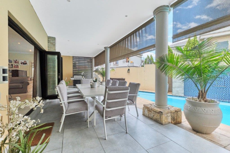 5 Bedroom Property for Sale in Bryanston Gauteng