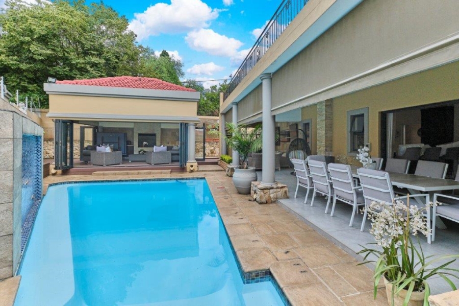 5 Bedroom Property for Sale in Bryanston Gauteng